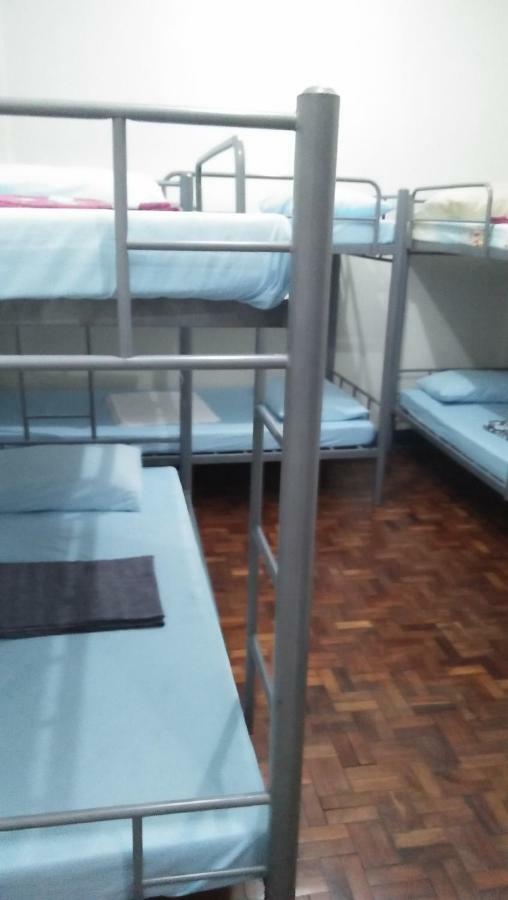 Tagaytay Modern Guesthouse - City Center Tagaytay City ภายนอก รูปภาพ