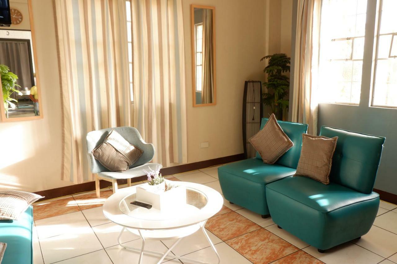 Tagaytay Modern Guesthouse - City Center Tagaytay City ภายนอก รูปภาพ