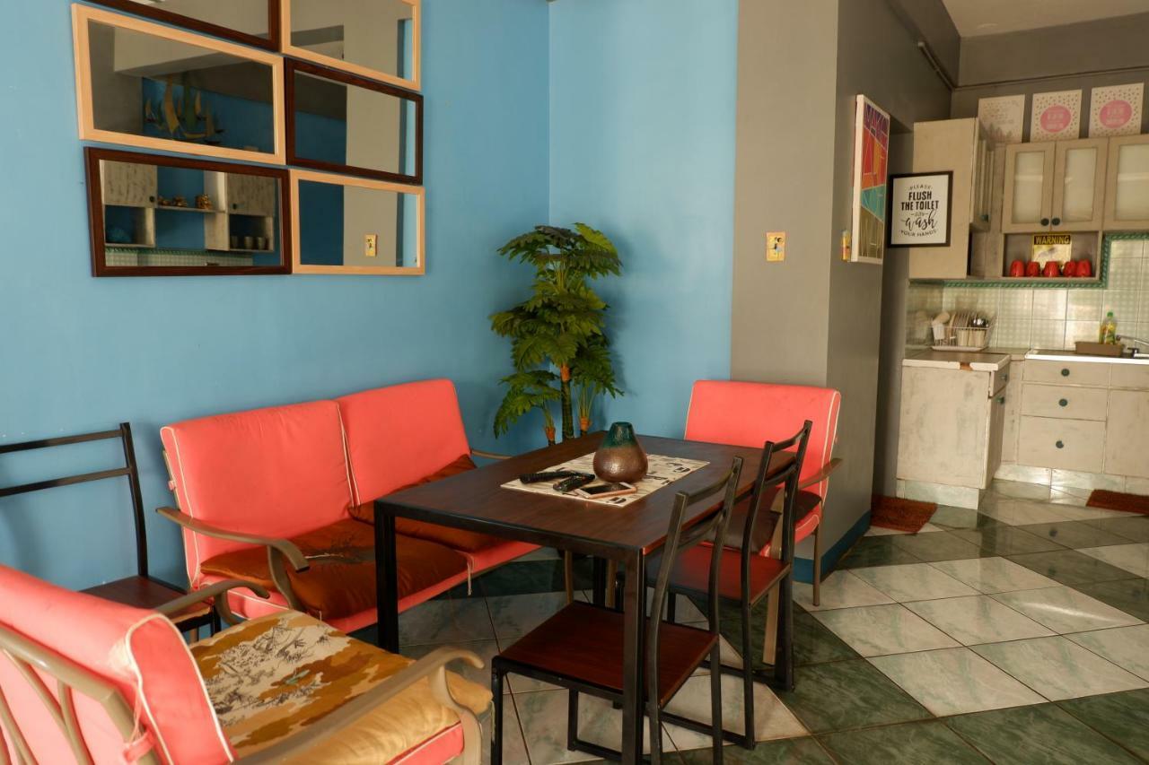 Tagaytay Modern Guesthouse - City Center Tagaytay City ภายนอก รูปภาพ